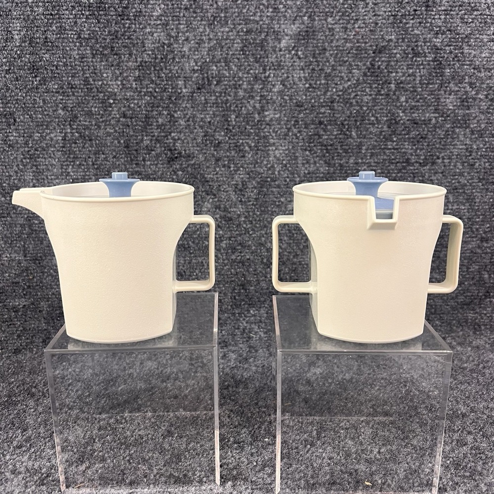 Vintage Tupperware Sugar & Creamer Set Almond Blue Push & Seal Top 1414 1415